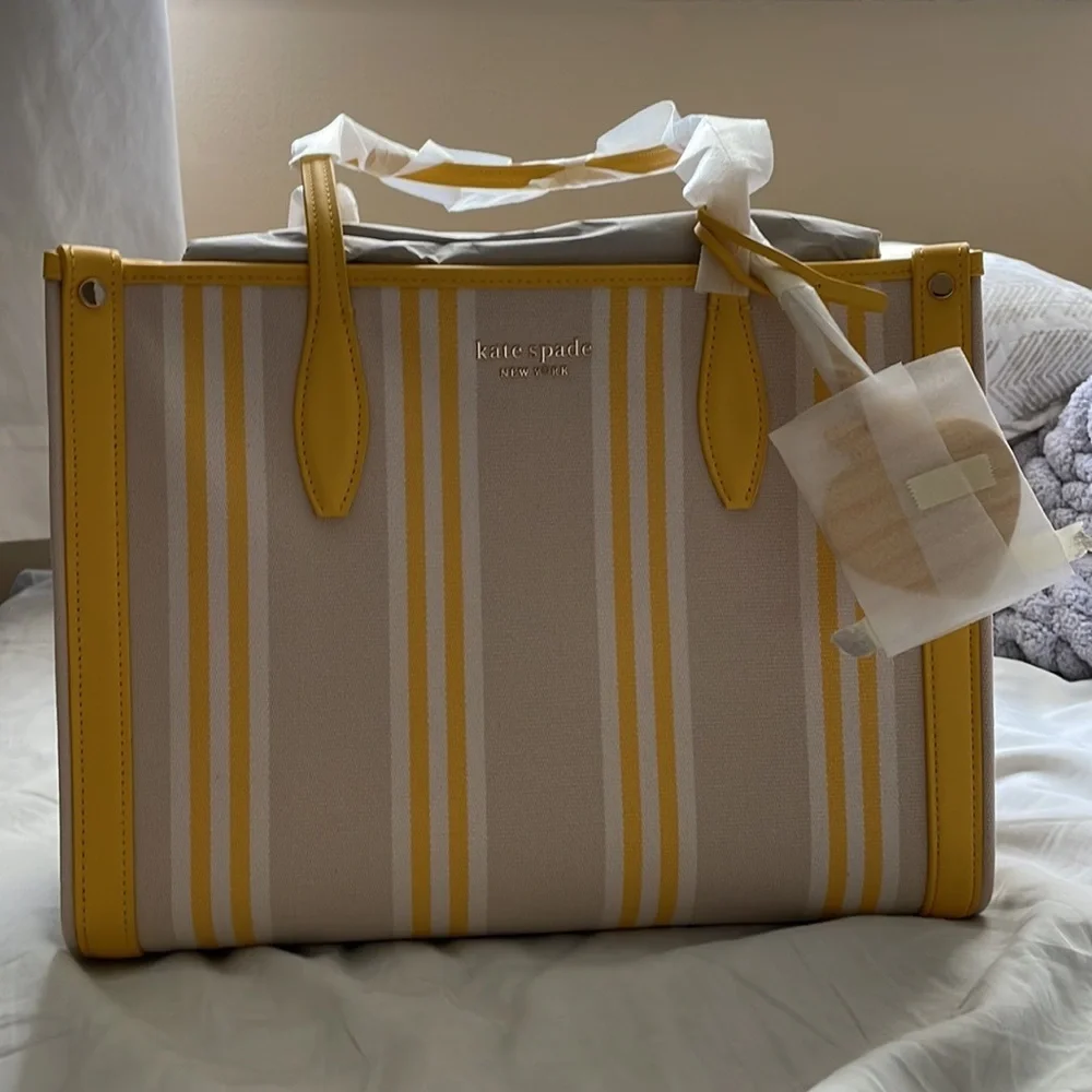 Kate Spade Market Street Medium Tote Morning Light Multi Canvas FINAL PRICE - Picture 7 of 8